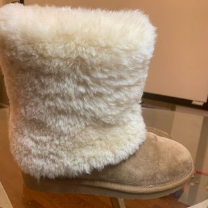 UGG patten chestnut boots
